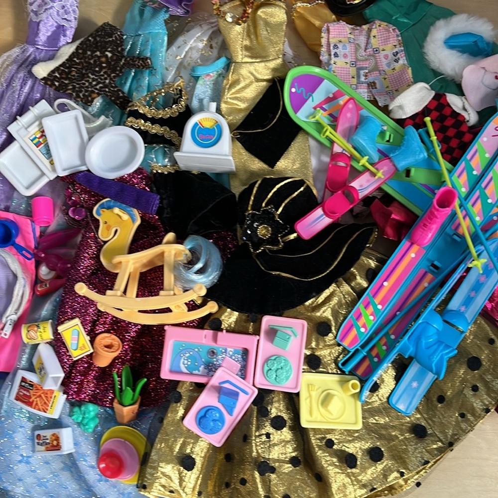 Barbie Doll size Clothing & Accessories